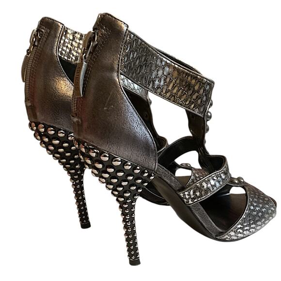 GUESS Stiletto Pumps 6.5M Pewter Black Carole Punk Rock Studded High Heels Y2K - Picture 6 of 14